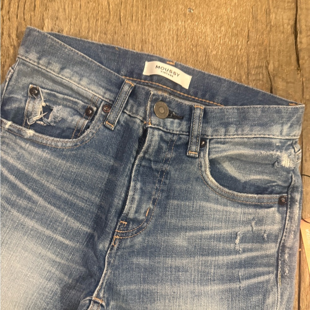 Moussy Diana Distressed Skinny Jeans. - Picture 5 of 10